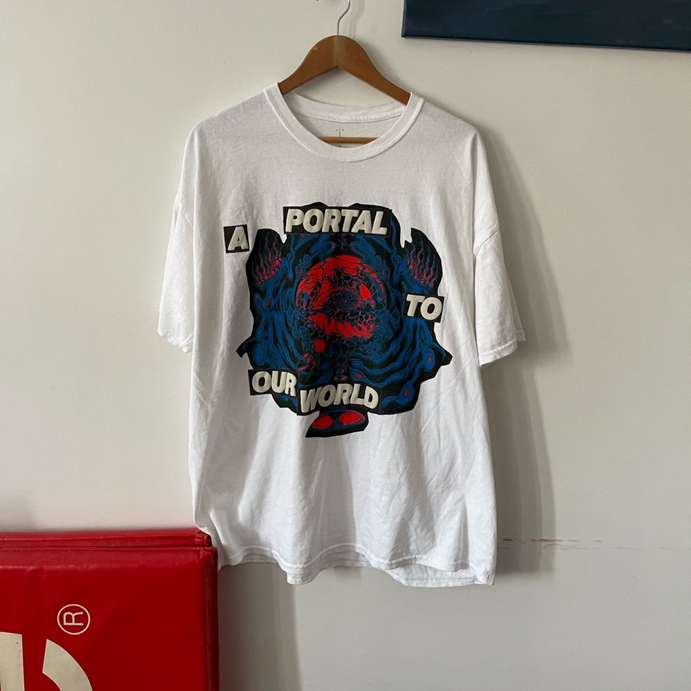 Travis Scott Rolling Loud NYC Merch T-Shirt Utopia A Portal To our World Jack